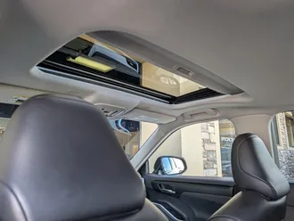 Highlander Hybrid XLE 28