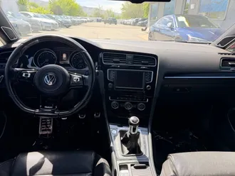 Golf R 13