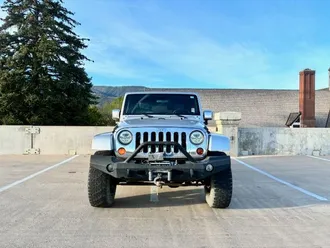 2010 Jeep Wrangler photo 5