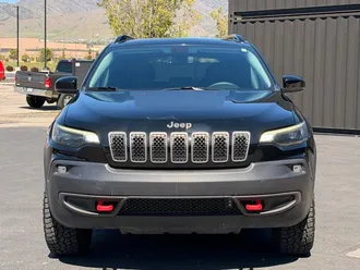 2022 Jeep Cherokee photo 2