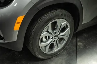 2026 KIA SELTOS photo 4