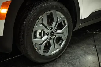2026 KIA SELTOS photo 3
