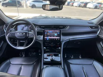 Grand Cherokee L 15