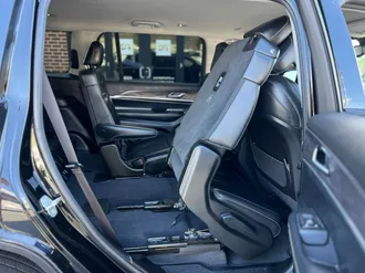 Grand Cherokee L 27
