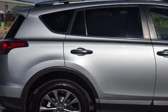 RAV4 Hybrid 9
