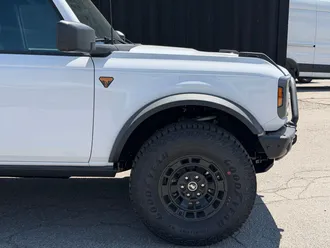 2026 Ford Bronco photo 4