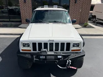 Cherokee 8