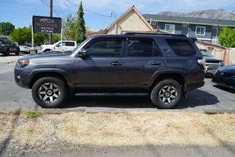 2019 Toyota 4Runner photo 3