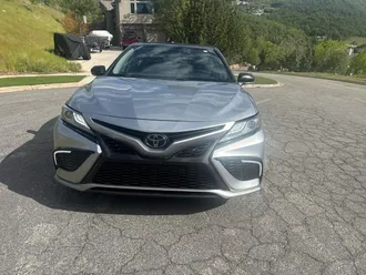 2023 Toyota Camry photo 3