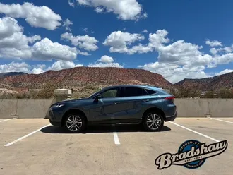 2024 Toyota Venza photo 4