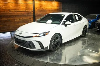 2025 TOYOTA CAMRY photo 2