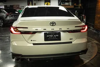 2025 TOYOTA CAMRY photo 6
