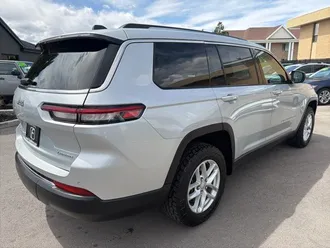 Grand Cherokee L 10