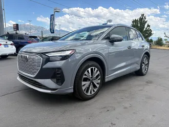 2024 Audi Q4 e-tron photo 3