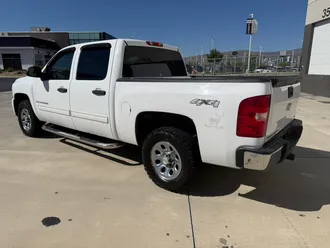 2009 Chevrolet Silverado 1500 photo 3