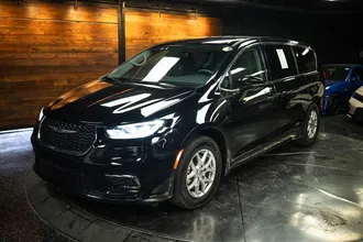 2024 CHRYSLER PACIFICA photo 2