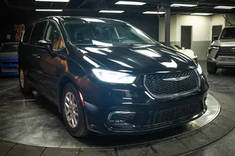 2024 CHRYSLER PACIFICA photo 5