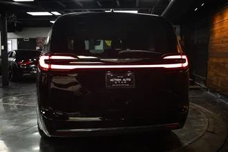 2024 CHRYSLER PACIFICA photo 6