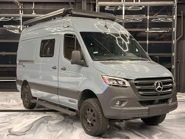 2022 Mercedes-Benz Sprinter 2500 Cargo 144 WB