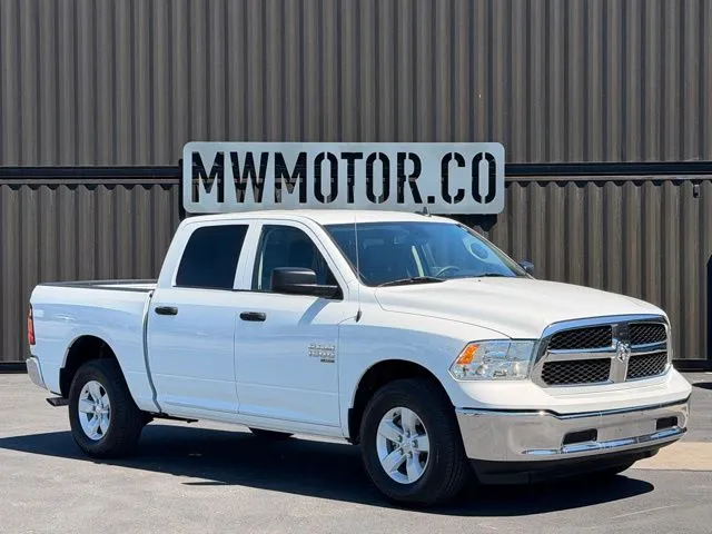 2023 Ram 1500 Classic SLT
