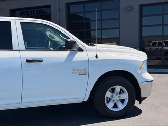 2023 Ram 1500 Classic photo 3