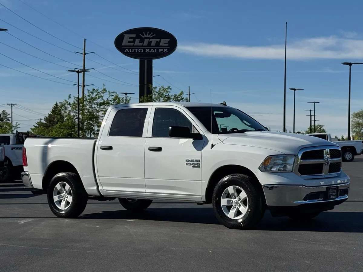 2023 Ram 1500 Classic SLT