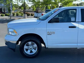 2023 Ram 1500 Classic photo 4