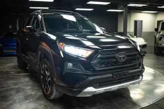 2019 TOYOTA RAV4 photo 5