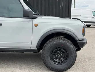 2026 Ford Bronco photo 4