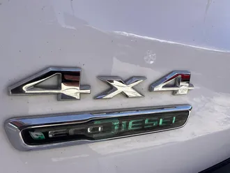 Grand Cherokee 4