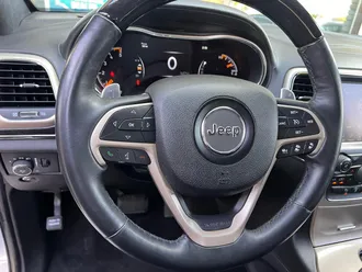 Grand Cherokee 9