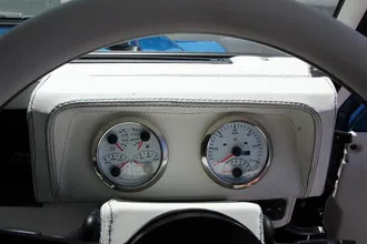 DEFENDER 27