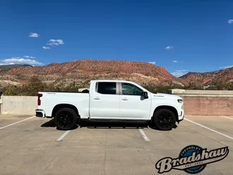 2020 Chevrolet Silverado 1500 photo 3
