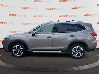 2023 Subaru Forester photo 2