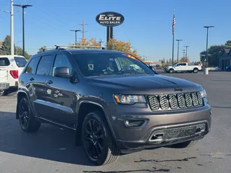 2018 Jeep Grand Cherokee photo 3