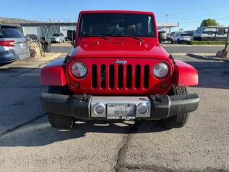 2012 Jeep Wrangler Unlimited photo 2