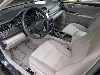 Camry LE 2