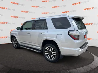 2016 Toyota 4Runner photo 3
