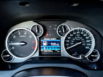 Tundra Double Cab 23