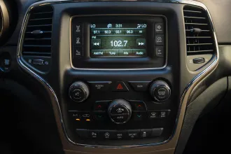 Grand Cherokee 23