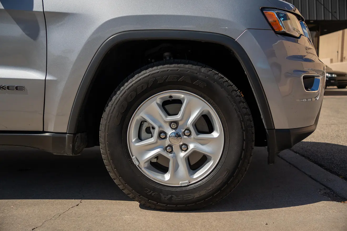 Carousel Image 4