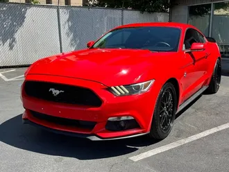 Mustang V6 3