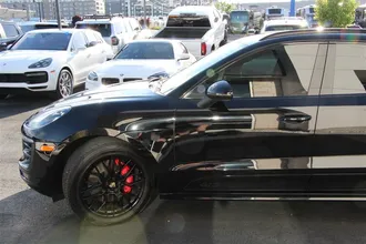 MACAN 5