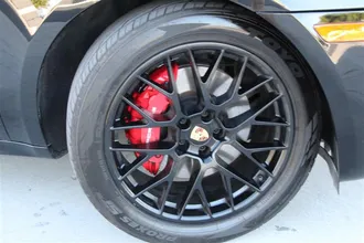 MACAN 33