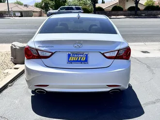 2013 Hyundai Sonata photo 4