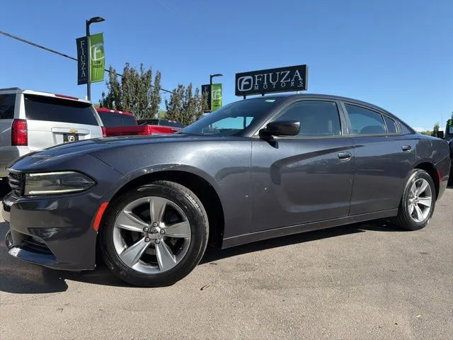2016 Dodge Charger SXT