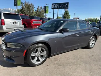 2016 Dodge Charger photo 4