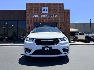 Pacifica Hybrid 2