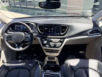 Pacifica Hybrid 13