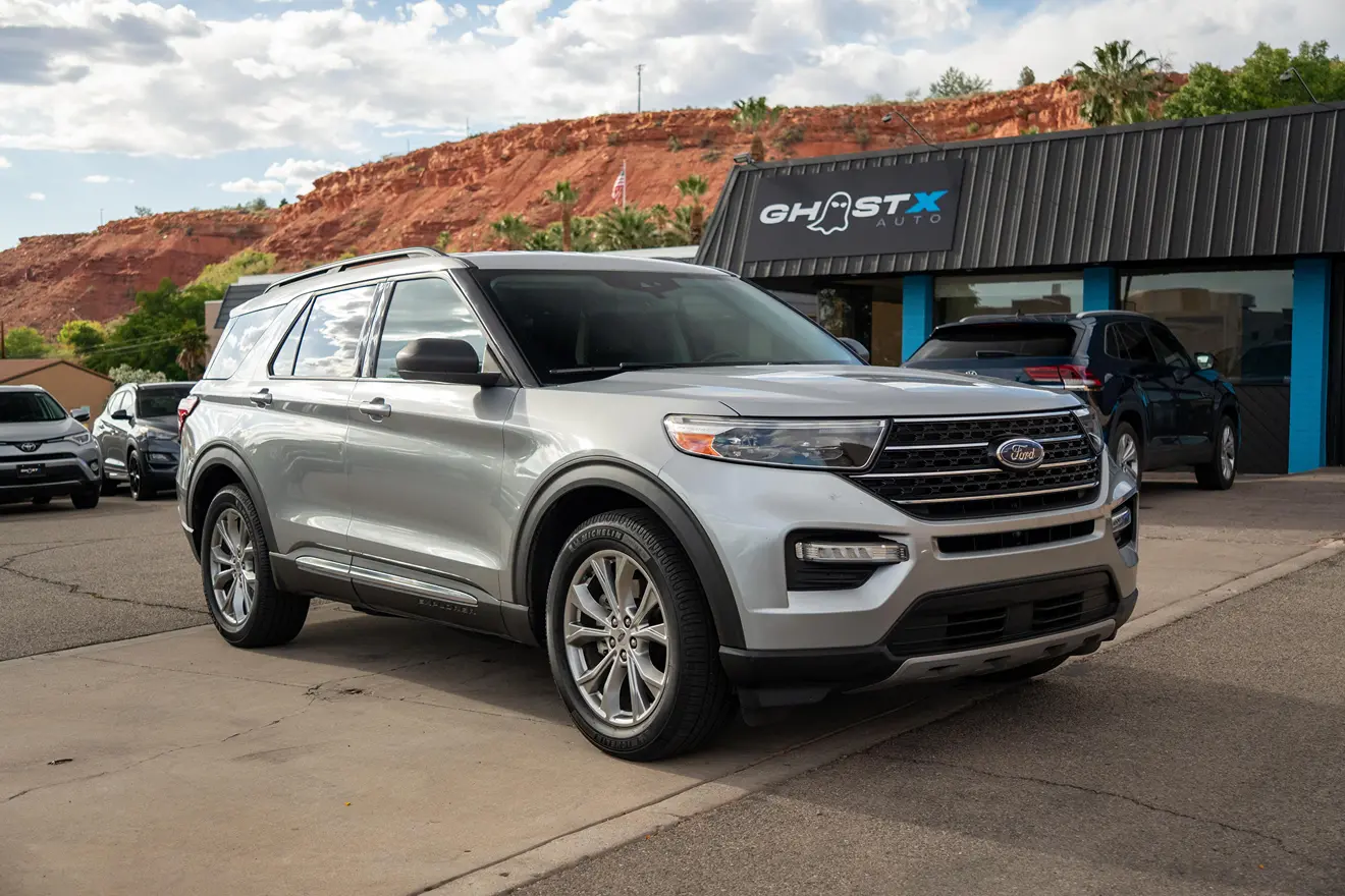 2020 Ford Explorer XLT RWD's photo